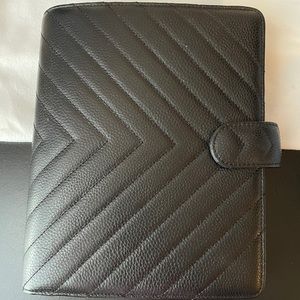 🖤Cloth & Paper Black quilted leather Agenda!🖤